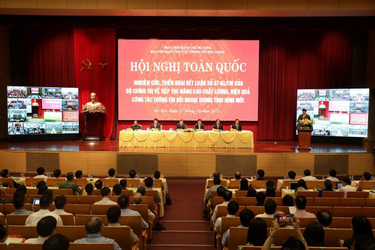 Toàn cảnh Hội nghị.