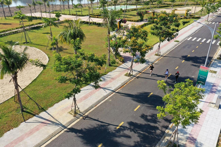 Cảnh quan xanh mát tại khu vực đông nam Đà Nẵng. (Ảnh: Ánh Dương) Cảnh quan xanh mát tại khu vực đông nam Đà Nẵng. (Ảnh: Ánh Dương)