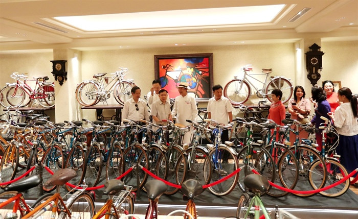 Không gian trưng bày bộ sưu tập xe đạp Peugeot cổ của kỷ lục gia Đào Xuân Tình. Không gian trưng bày bộ sưu tập xe đạp Peugeot cổ của kỷ lục gia Đào Xuân Tình.