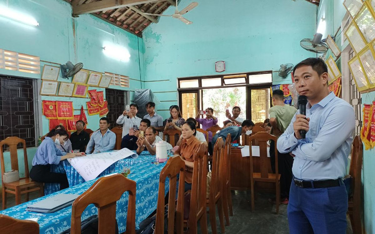 Các học viên được tập huấn về marketing du lịch sinh thái.