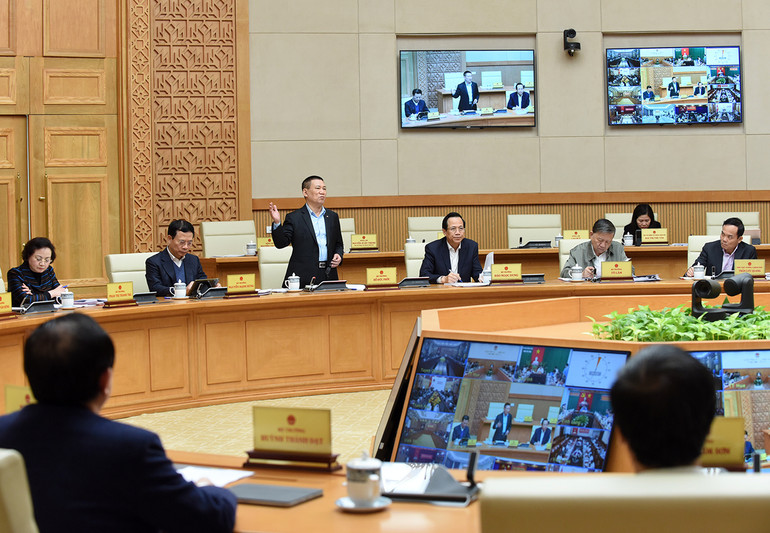 Bộ trưởng Tài chính Hồ Đức Phớc phát biểu.