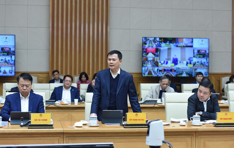 Tổng giám đốc Viettel Tào Đức Thắng phát biểu. Tổng giám đốc Viettel Tào Đức Thắng phát biểu.