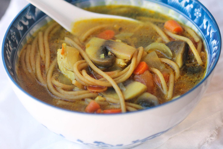 Thukpa, một loại mỳ rất hợp trpng hững tháng mùa đông ở Nepal (Ảnh: foodpleasureandhealth.com)