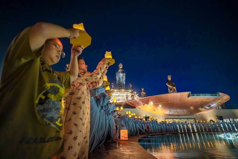 Chương trình Dâng đăng sẽ được tổ chức trên đỉnh núi Bà Đen vào ngày 30 và 31/12/2023. (Ảnh: Nguyễn Minh Tú)