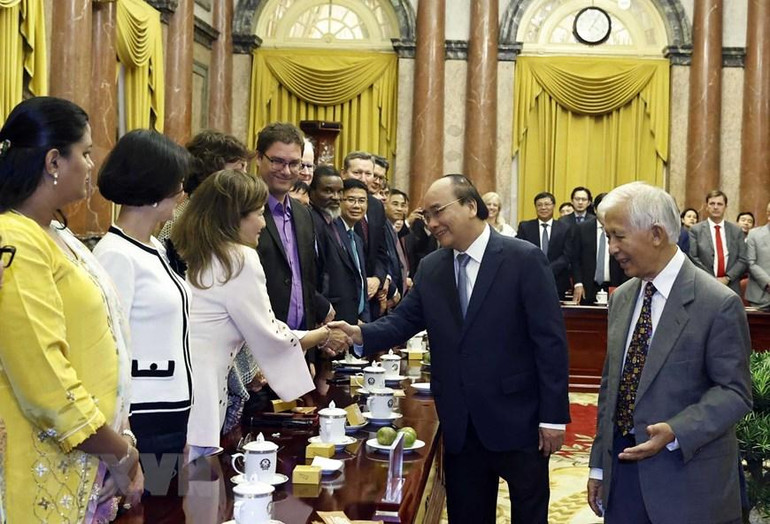[Ảnh] Chủ tịch nước tiếp một số nhà khoa học quốc tế ảnh 4