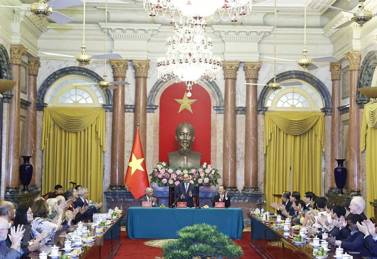 [Ảnh] Chủ tịch nước tiếp một số nhà khoa học quốc tế ảnh 12