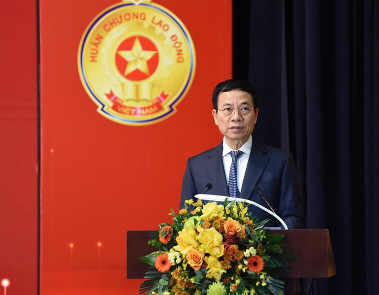 Bộ trưởng Bộ Thông tin và Truyền thông Nguyễn Mạnh Hùng phát biểu.