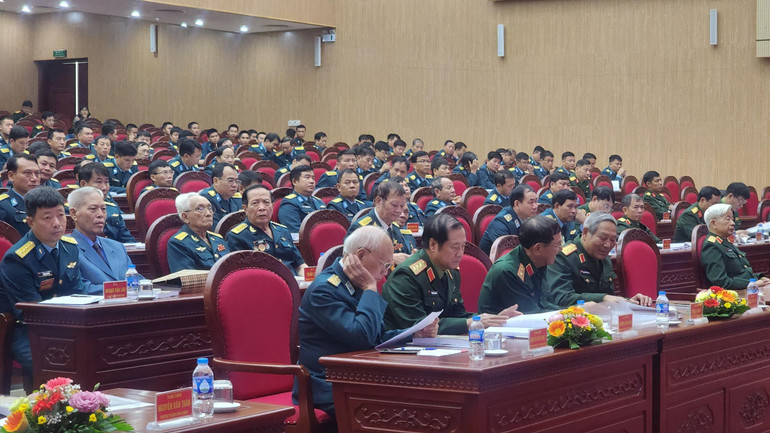 Các đại biểu tại cuộc hội thảo. (Ảnh: SƠN BÁCH)