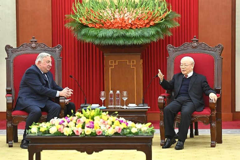 Tổng Bí thư Nguyễn Phú Trọng phát biểu tại buổi tiếp Chủ tịch Thượng viện Cộng hòa Pháp Gérard Larcher.