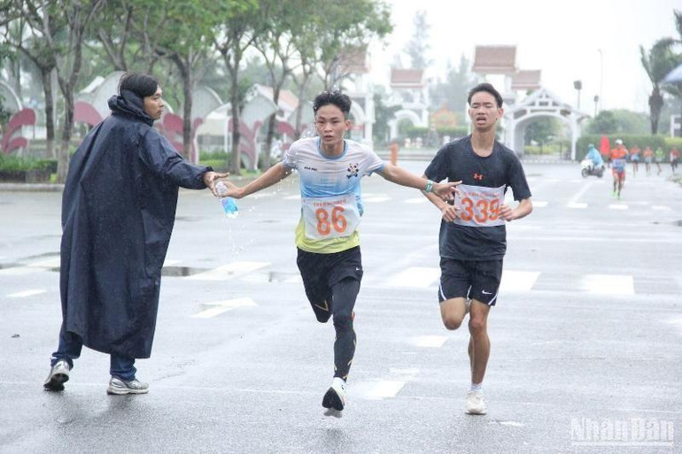 Nhiều cự ly được các vận động viên đăng ký tranh tài.