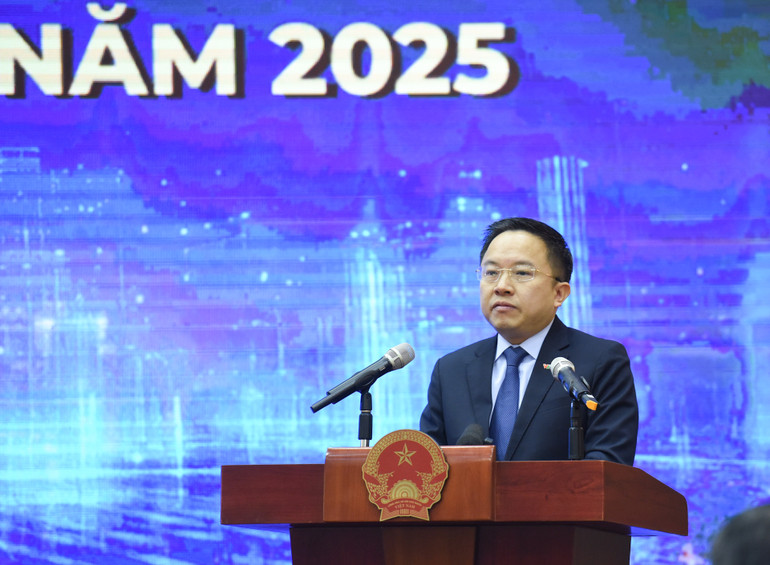 Đại diện Đài Truyền hình Việt Nam tại khu vực Thành phố Hồ Chí Minh phát biểu.