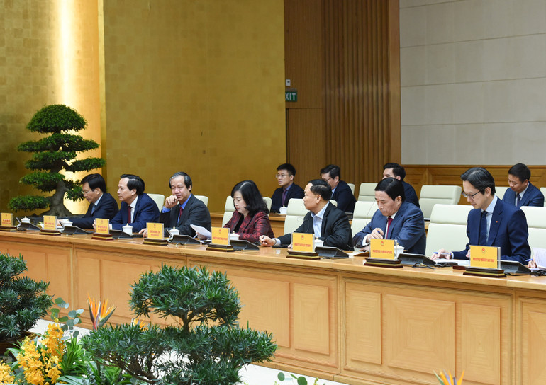 Đại diện lãnh đạo các bộ, ban, ngành của Chính phủ Việt Nam tham dự buổi tiếp.