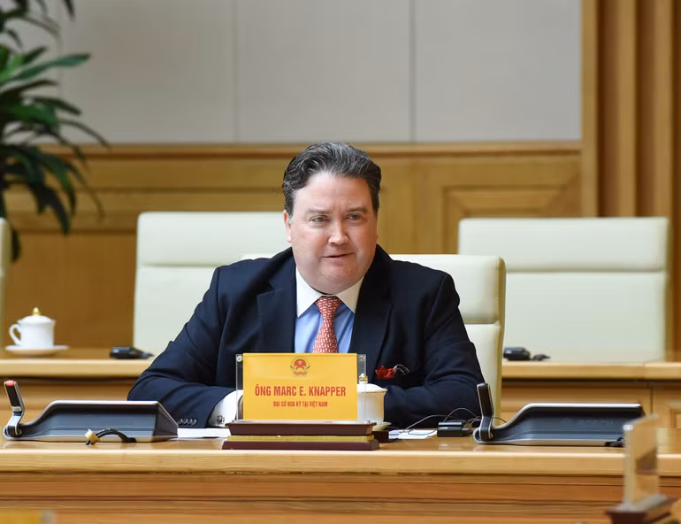 Đại sứ Hoa Kỳ tại Việt Nam Marc Knapper phát biểu tại buổi tiếp.