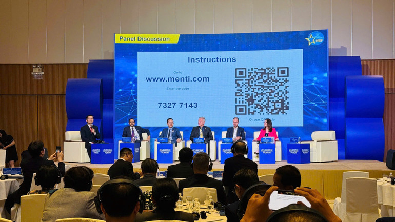 Nam A Bank là một trong những đơn vị đồng hành cùng Diễn đàn năm nay.