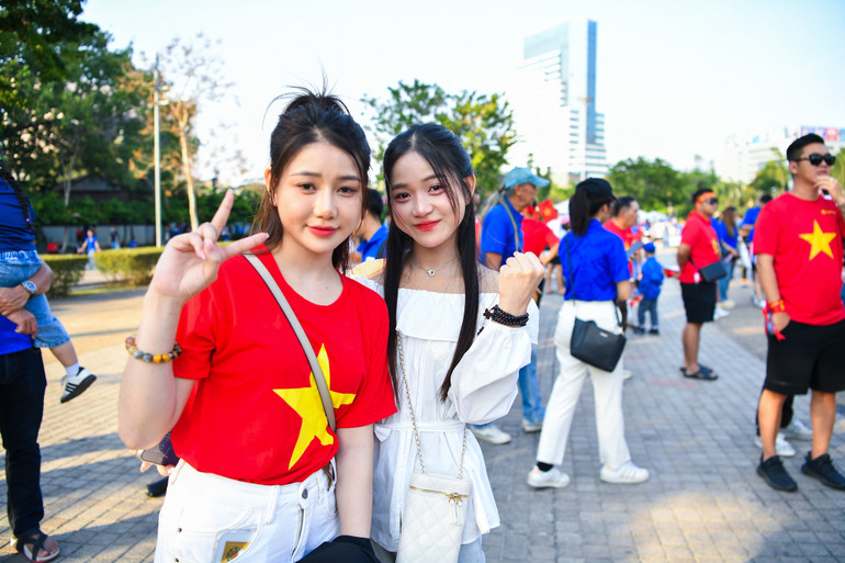 Những hình ảnh đẹp trước giờ bóng lăn.