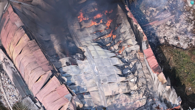 Hiện trường vụ cháy nhìn từ trên cao.