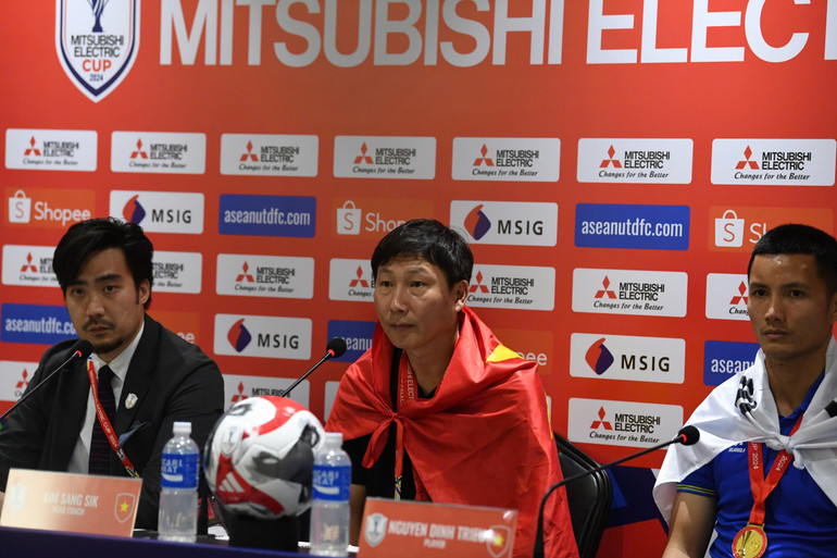 HLV Kim Sang-sik khẳng định chiến thắng hôm nay là khởi đầu cho hành trình sắp tới của Đội tuyển Việt Nam.
