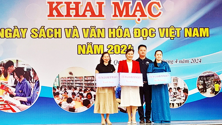 Anh Tuấn tham gia Ngày sách và văn hóa đọc Việt Nam 2024.