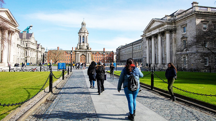 Trinity Dublin là đại học nổi danh thế giới. Ảnh: AFP