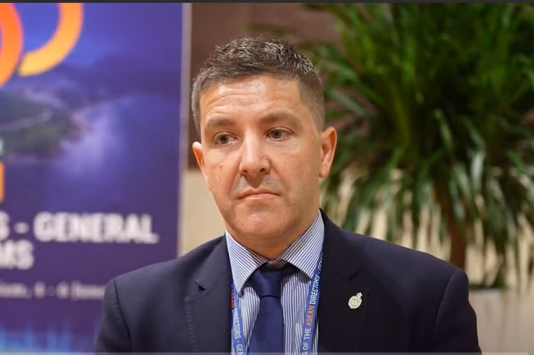 Ông Micheal Cymbalista, Tham tán của Cơ quan Hải quan và Bảo vệ biên giới Australia tại Khu vực Mê Kông. Ông Micheal Cymbalista, Tham tán của Cơ quan Hải quan và Bảo vệ biên giới Australia tại Khu vực Mê Kông.