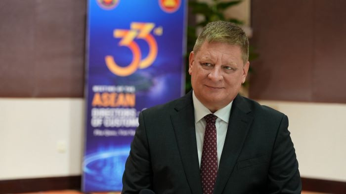 Giám đốc điều hành EUABC Chris Humphrey.