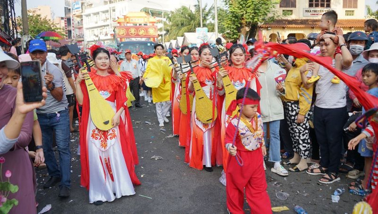 Các hoạt động trong Lễ rước kiệu Bà. Các hoạt động trong Lễ rước kiệu Bà.