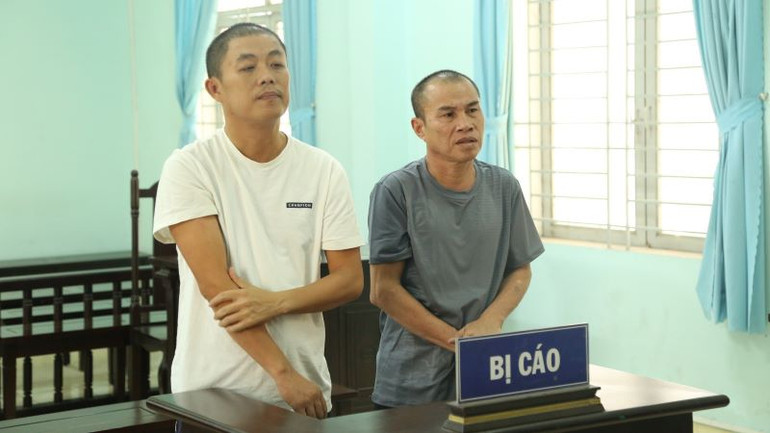 Bị cáo Nguyễn Hoàng Sơn và Dương Văn Anh.