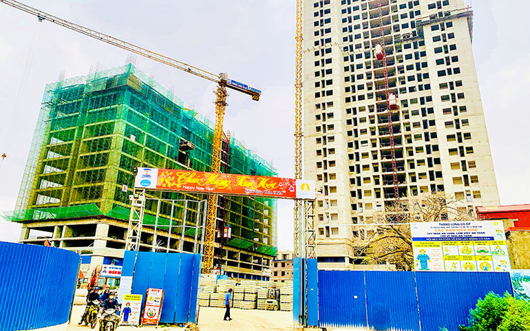 Khu nhà ở xã hội tại 384 Lê Thánh Tông (quận Ngô Quyền, Hải Phòng) đang hoàn tất để sớm bàn giao. (Ảnh NGÔ QUANG DŨNG) Khu nhà ở xã hội tại 384 Lê Thánh Tông (quận Ngô Quyền, Hải Phòng) đang hoàn tất để sớm bàn giao. (Ảnh NGÔ QUANG DŨNG)