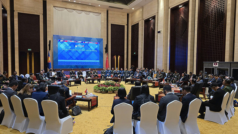 Quang cảnh Cuộc gặp. (Ảnh: Trịnh Dũng)