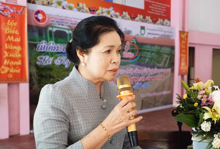 Bà Sisuk Vongvichit, Thứ trưởng Giáo dục và Thể thao Lào. Ảnh: Hải Tiến