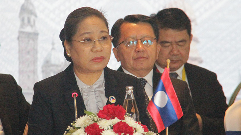 Bộ trưởng Thông tin, Văn hóa và Du lịch Lào Suansavanh Viyaketh chủ trì Hội nghị. (Ảnh: Hải Tiến)