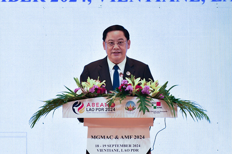 Thủ tướng Chính phủ Lào Sonexay Siphandone phát biểu tại sự kiện. (Ảnh: TRỊNH DŨNG)