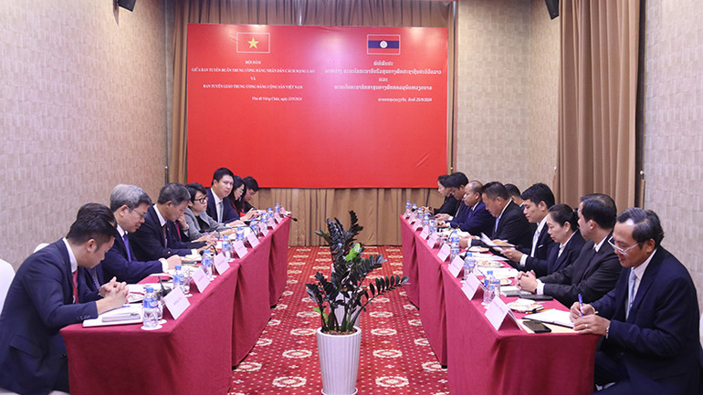 Quang cảnh hội đàm. (Ảnh: HẢI TIẾN)