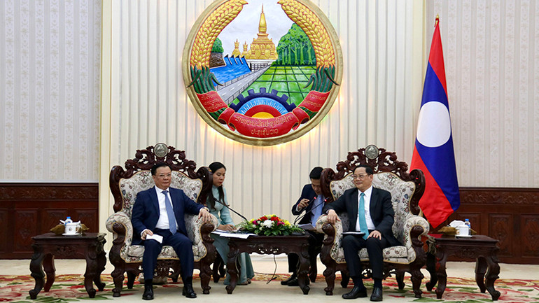 Đồng chí Đinh Tiến Dũng vui mừng nhận thấy, mối quan hệ đoàn kết đặc biệt Việt Nam-Lào ngày càng phát triển sâu rộng trên các lĩnh vực. (Ảnh: TRỊNH DŨNG)