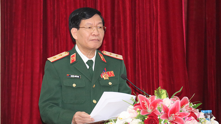 Trung tướng, PGS, TS Nguyễn Xuân Kiên, Giám đốc Học viện Quân y Việt Nam phát biểu tại Hội nghị. (Ảnh: HẢI TIẾN)
