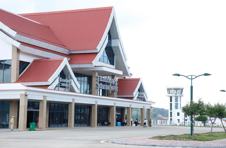 Công trình nhà ga sân bay Nongkhang. (Ảnh: TRỊNH DŨNG)