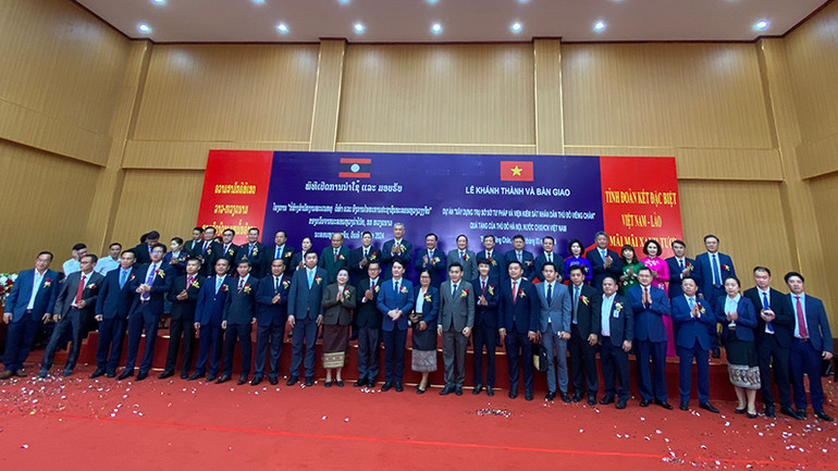 Các đại biểu tại lễ khánh thành Dự án. (Ảnh: Trịnh Dũng)