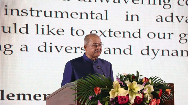 Phó Thủ tướng Lào Kikeo Khaykhamphithoune phát biểu tại lễ khai mạc ATF 2024. (Ảnh: HẢI TIẾN)