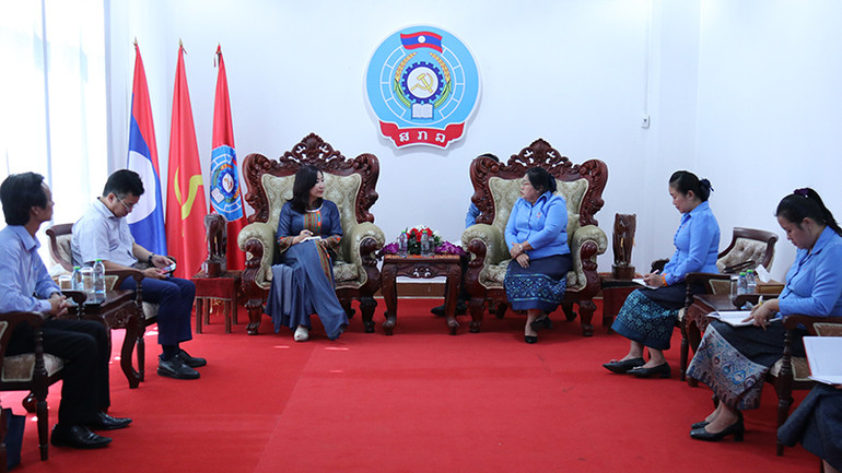 Quang cảnh buổi làm việc. (Ảnh: HẢI TIẾN)