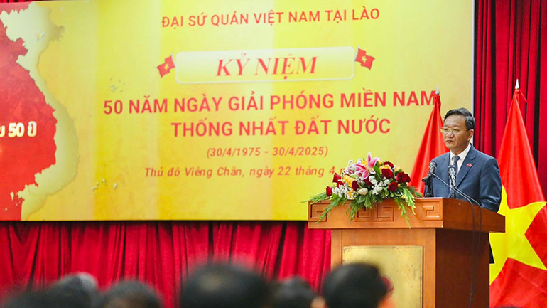 Đại sứ Nguyễn Minh Tâm phát biểu tại buổi lễ. (Ảnh: Cộng tác viên) Đại sứ Nguyễn Minh Tâm phát biểu tại buổi lễ. (Ảnh: Cộng tác viên)