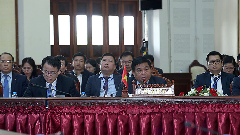 Bộ trưởng Kế hoạch và Đầu tư Nguyễn Chí Dũng phát biểu tại Hội nghị. Ảnh: TRỊNH DŨNG.