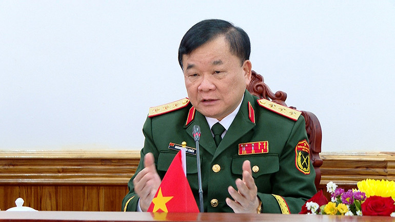 Thượng tướng Hoàng Xuân Chiến phát biểu tại Đối thoại. (Ảnh: Hải Tiến)