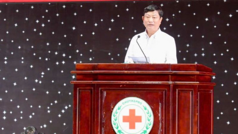 Phó Bí thư Tỉnh ủy, Chủ tịch Ủy ban nhân dân tỉnh Bình Dương Võ Văn Minh phát biểu ý kiến tại chương trình.