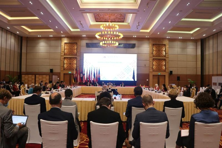 Cuộc gặp Bộ trưởng Ngoại giao ASEAN - EU. Cuộc gặp Bộ trưởng Ngoại giao ASEAN - EU.