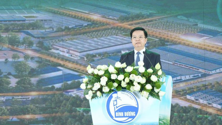 Phó Thủ tướng Mai Văn Chính phát biểu ý kiến tại lễ động thổ.