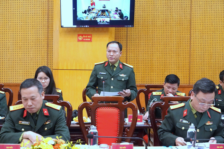 Các đại biểu đề nghị Bộ Tư lệnh 86 tiếp tục quan tâm lãnh đạo, chỉ đạo công tác phối hợp nâng cao chất lượng, hiệu quả tuyên truyền về hoạt động của đơn vị thời gian tới.