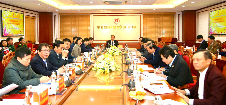 Quang cảnh buổi gặp mặt. Quang cảnh buổi gặp mặt.