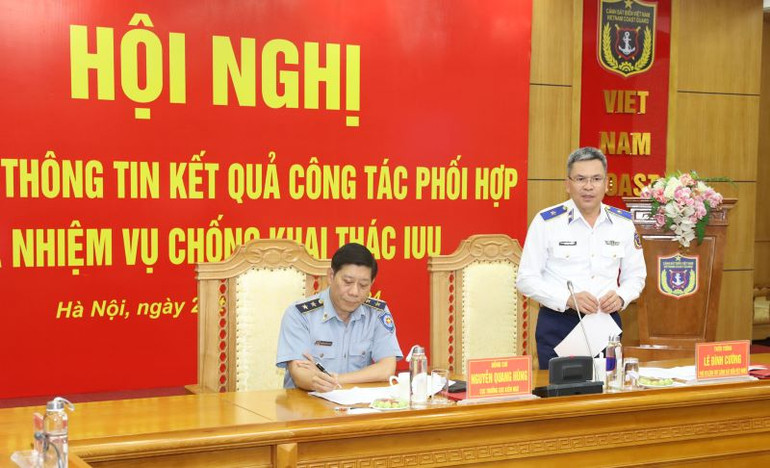 Thiếu tướng Lê Đình Cường, Phó Tư lệnh, Tham mưu trưởng Cảnh sát biển Việt Nam phát biểu tại Hội nghị. Thiếu tướng Lê Đình Cường, Phó Tư lệnh, Tham mưu trưởng Cảnh sát biển Việt Nam phát biểu tại Hội nghị.