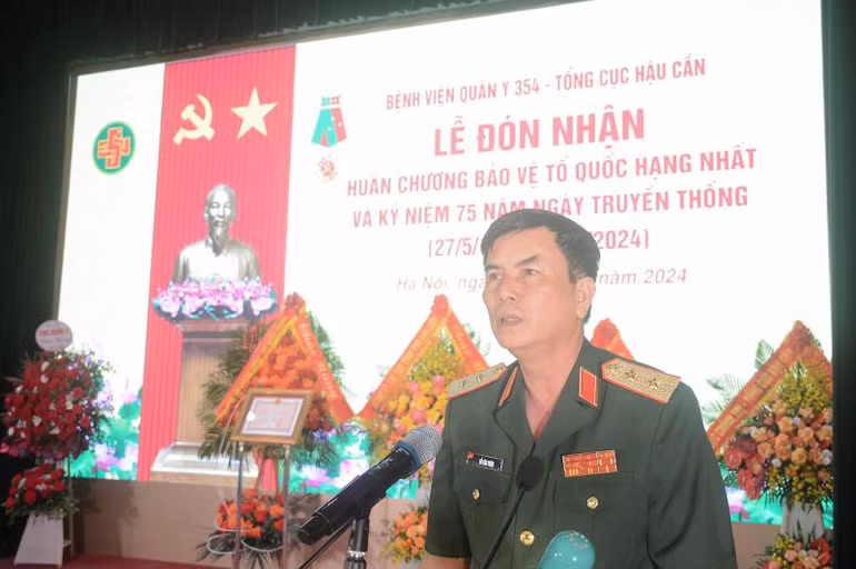 Trung tướng Đỗ Văn Thiện phát biểu ý kiến tại buổi lễ.