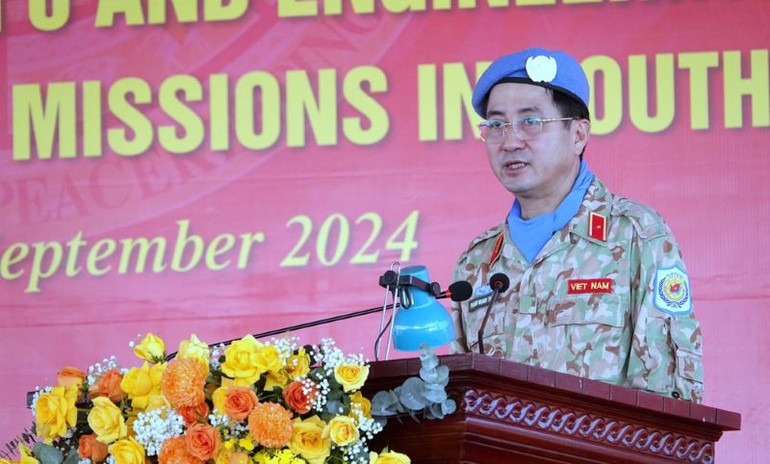 Thiếu tướng Phạm Mạnh Thắng, Cục trưởng Cục Gìn giữ hòa bình Việt Nam, thông tin về công tác chuẩn bị cho Bệnh viện dã chiến cấp 2 số 6 và Đội Công binh số 3 lên đường làm nhiệm vụ.